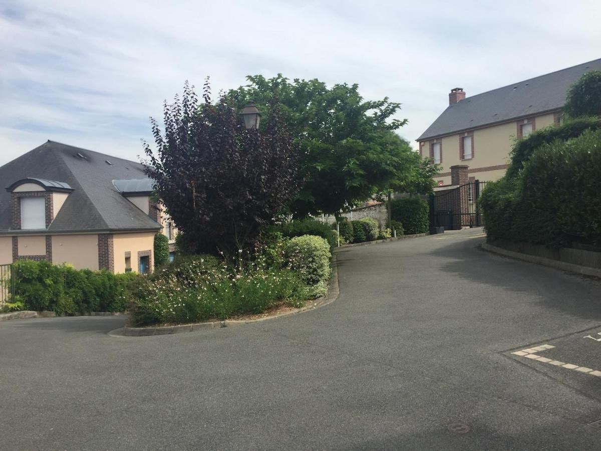 Beautiful Ground Floor 2 Bedroom Apartment Honfleur Luaran gambar